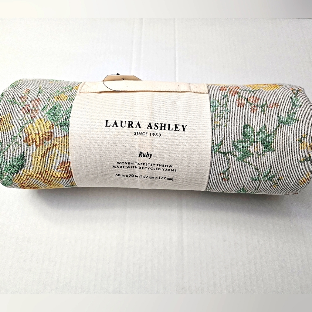 💥LAURA ASHLEY Ruby Jacquard Tapestry Throw - Made With Recycled Yarns- P…